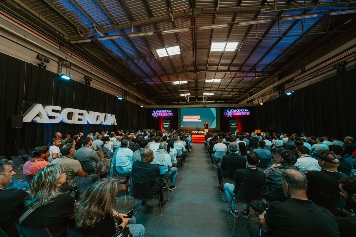 Ascendum Experience Construímos o Futuro. Hoje.